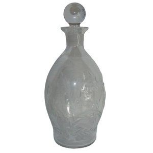 Decanter Clear Glass Flower Etched )8" w/Stopper) barware leaves (16-17 oz)